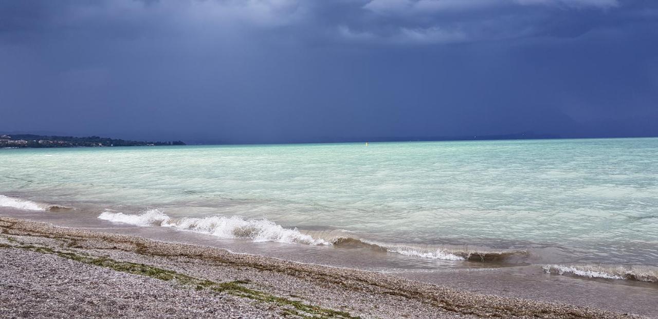 Manu Le Vele Casa Vacanze Desenzano del Garda Luaran gambar