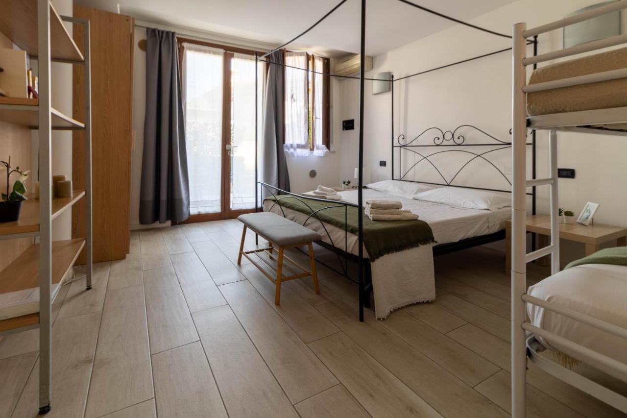 Manu Le Vele Casa Vacanze Desenzano del Garda Luaran gambar