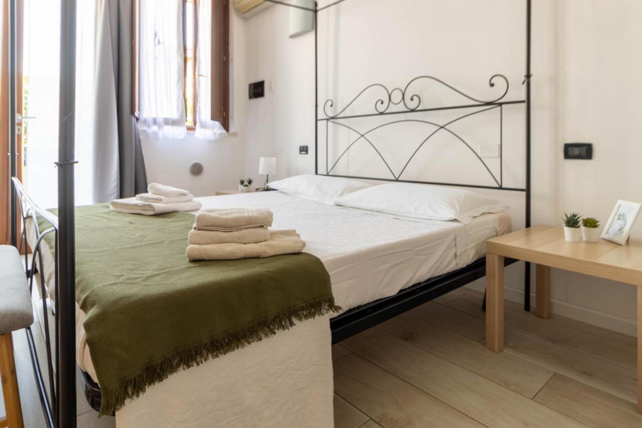 Manu Le Vele Casa Vacanze Desenzano del Garda Luaran gambar